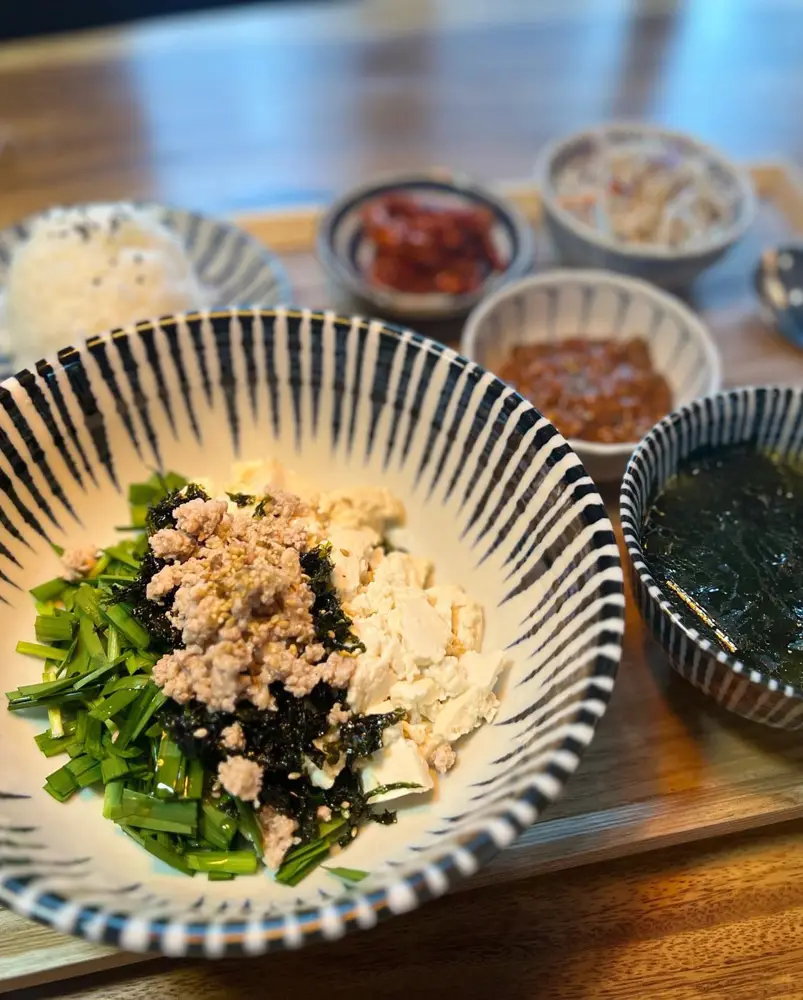 푸드갤러리빈 쌈장두부비빔밥