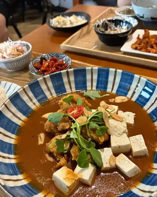 푸드갤러리빈 치킨두부카레 손님 사진 23