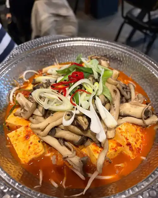 푸드갤러리빈 차돌두부조림 손님 사진 16
