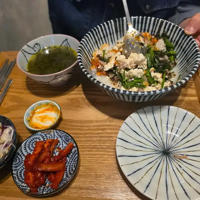 푸드갤러리빈 쌈장두부비빔밥 손님 사진 8