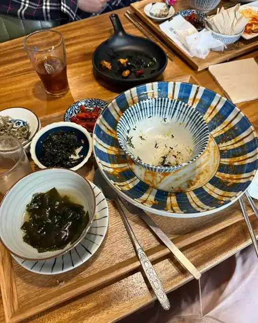 푸드갤러리빈 쌈장두부비빔밥 손님 사진 11