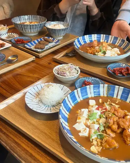 푸드갤러리빈 치킨두부카레 손님 사진 5