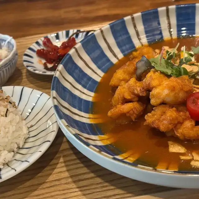 푸드갤러리빈 치킨두부카레 손님 사진 7