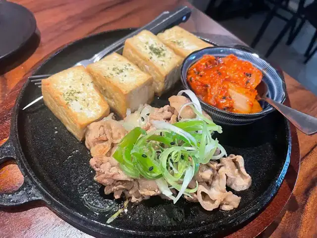 푸드갤러리빈 두부김치 손님 사진 1