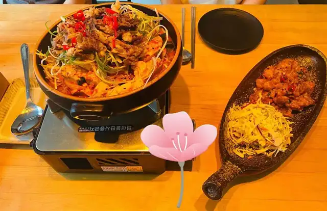 푸드갤러리빈 차돌두부조림 손님 사진 5